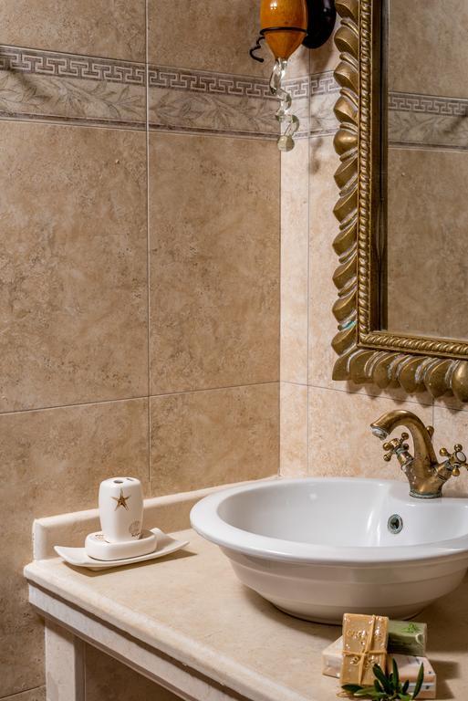 Golden Crest Villa ヘルソニソス エクステリア 写真